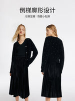 Black V-Neck Rhinestone Knitted Women Cardigan GOELIA