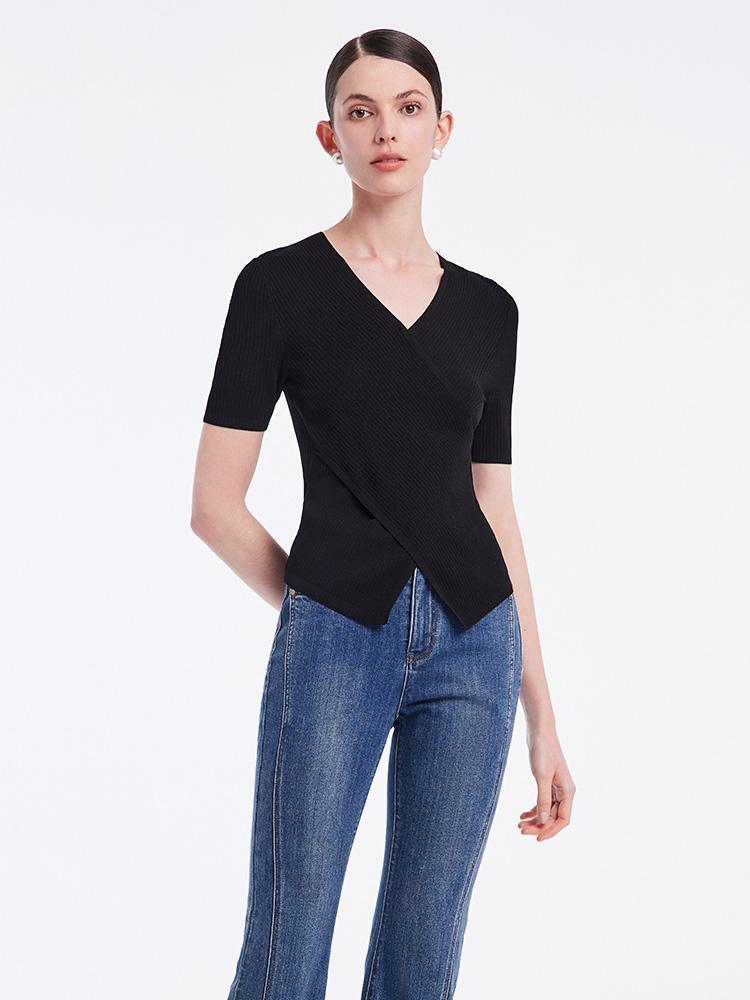 Black V-neck Slim Knitted Top GOELIA