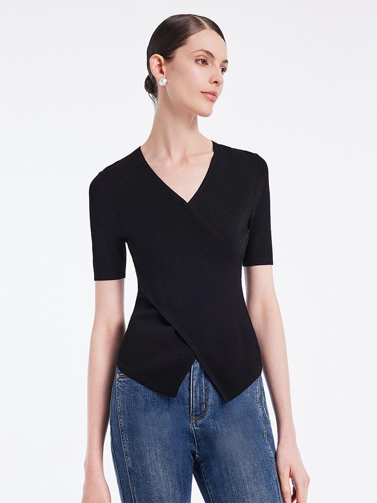 Black V-neck Slim Knitted Top GOELIA