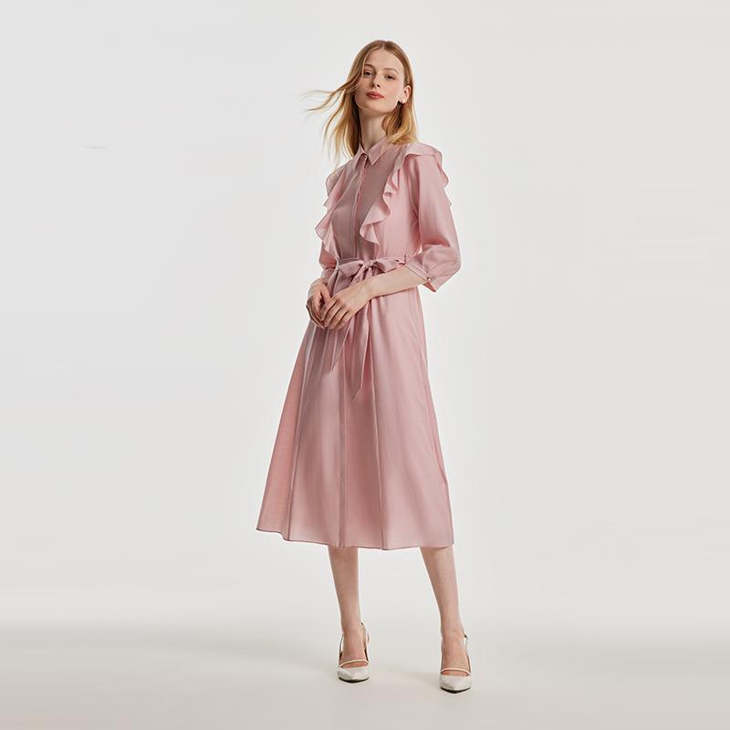 Robe à l'acide acétique 
