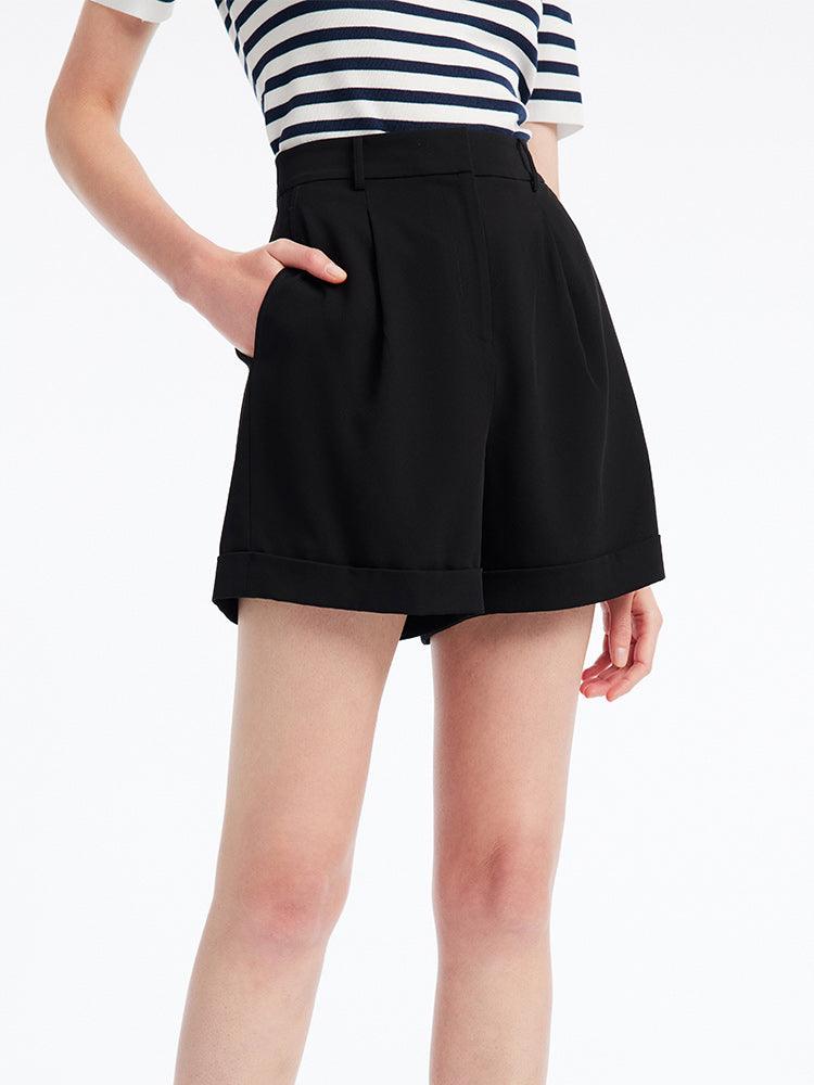 Black Oversized A-Shape Shorts GOELIA