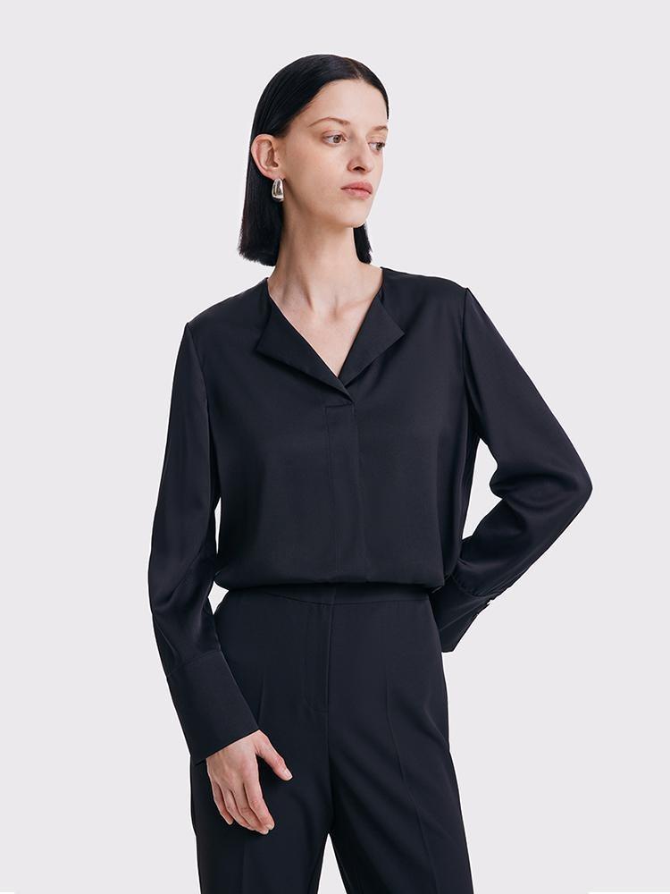 22 Momme V-neck Silk Shirt GOELIA