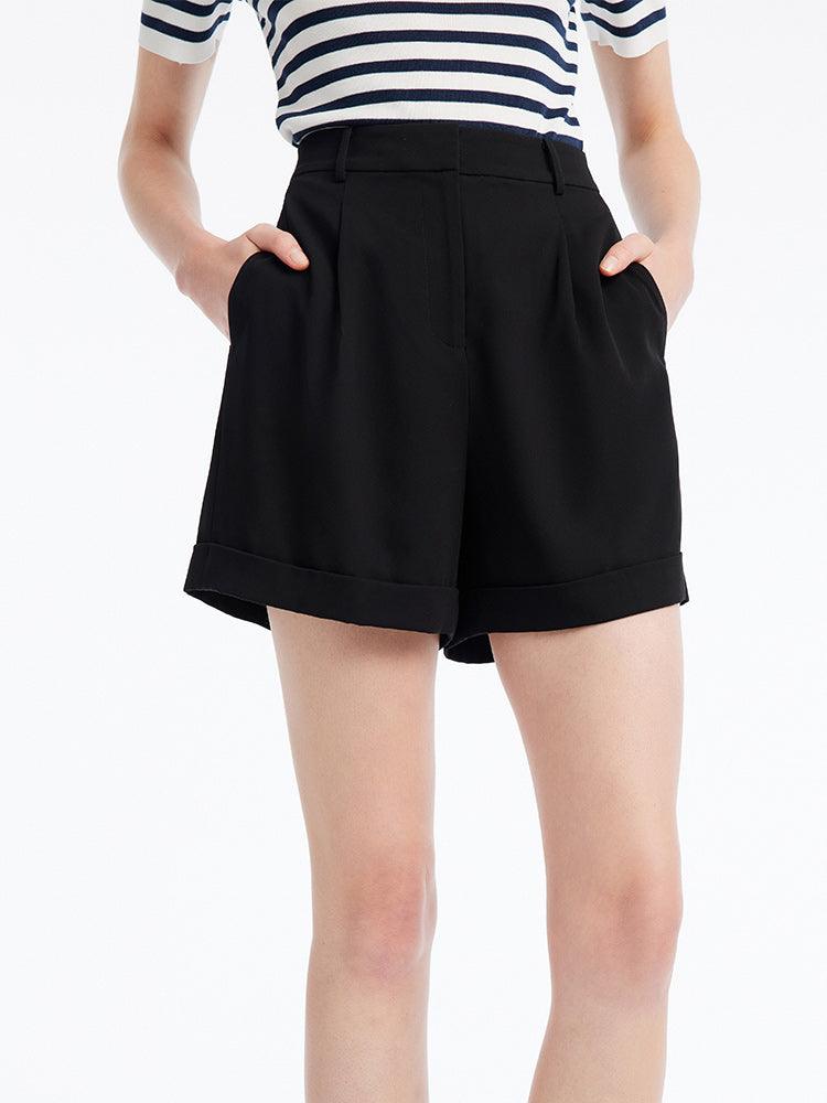 Black Oversized A-Shape Shorts GOELIA