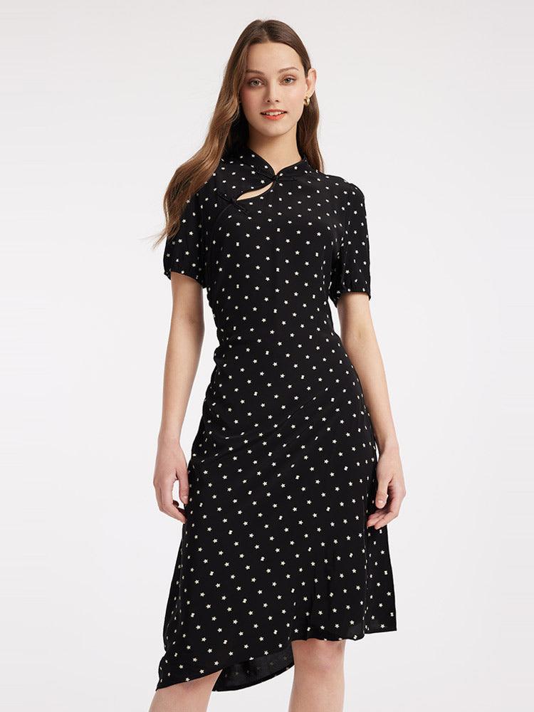 Asymmetrisches Cheongsam-Midikleid mit Sternendruck 